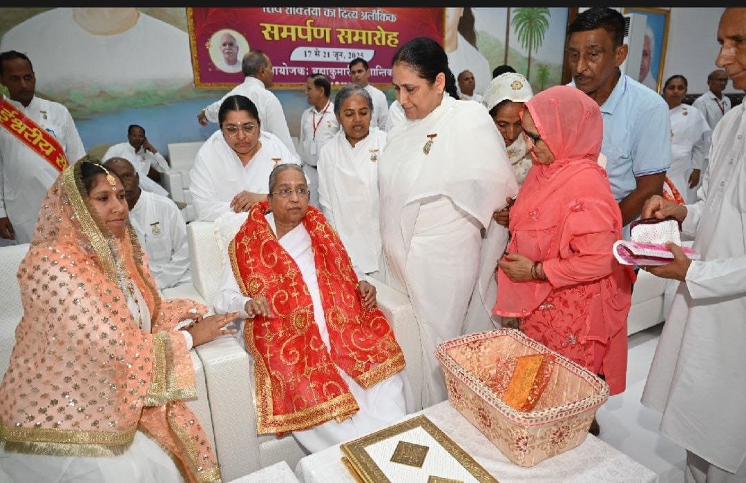उच्च शिक्षित बेटियां अपनाएंगी अध्यात्म की राह… समाज को देंगी नई दिशा