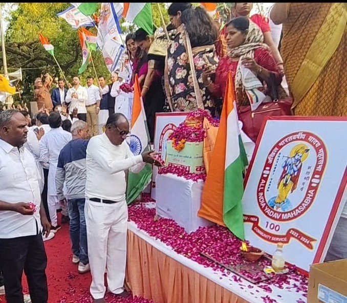 अहीर रेजिमेंट की मांग के साथ रैजागला शहादत माटी कलश यात्रा का समापन दिल्ली में