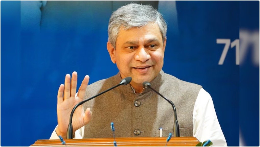 भारतीय रेलवे का ‘धीमी प्रगति’ से ‘सुपर-फास्ट परिवर्तन’ की ओर कदम, एक नए युग का सूत्रपात: केंद्रीय रेल मंत्री